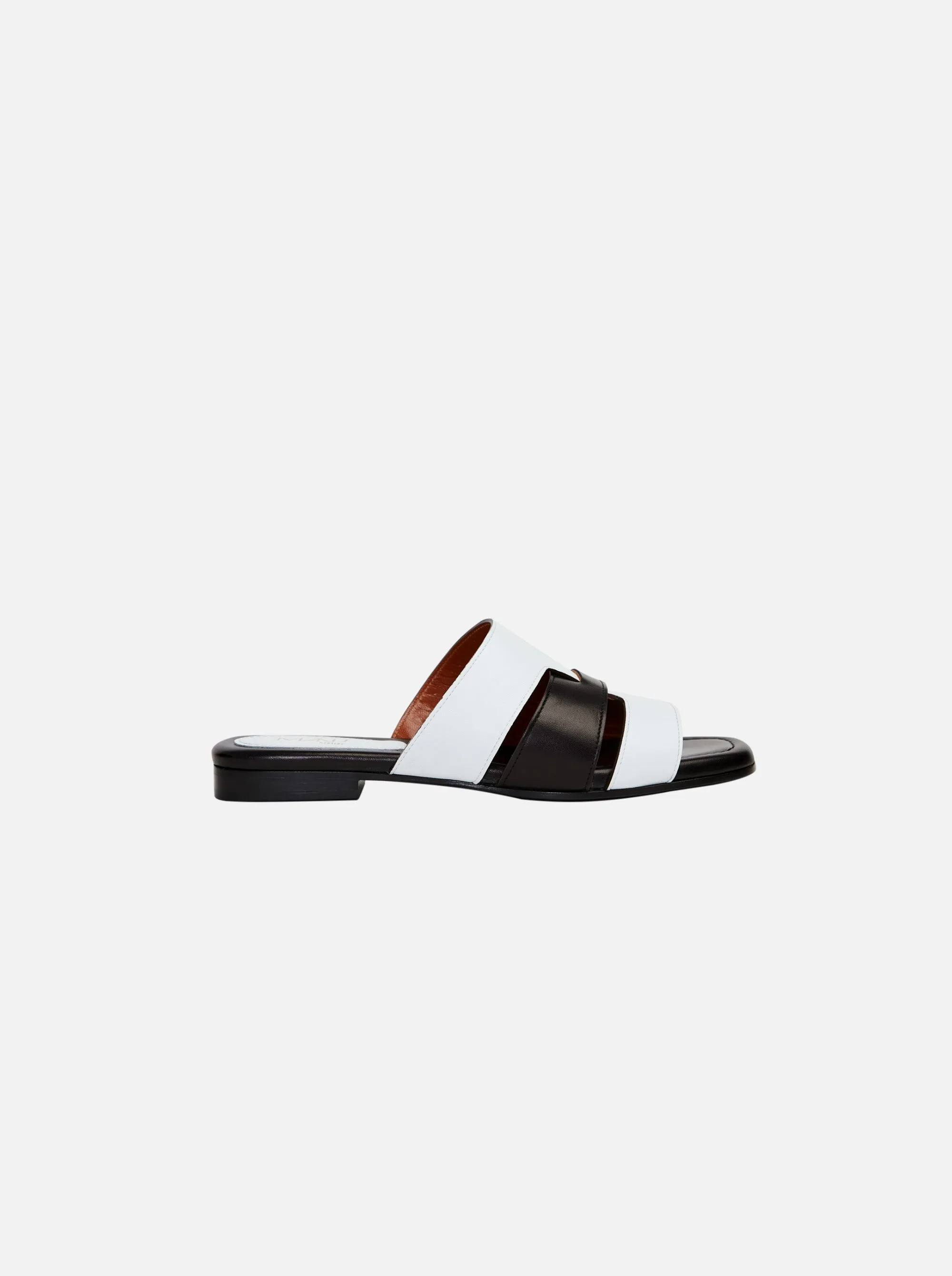 15 Woven Leather Slippers White & Black Soft