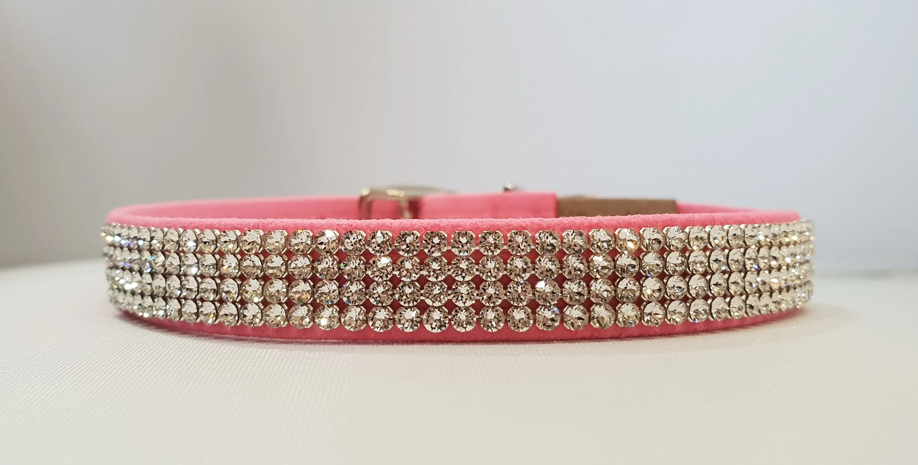 4 Row Crystal Microsuede 1/2" Collar