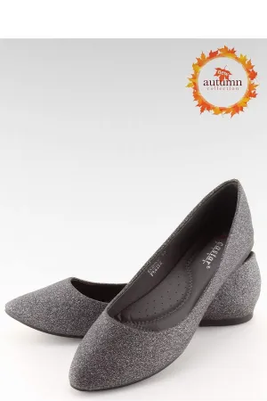 Ballet flats