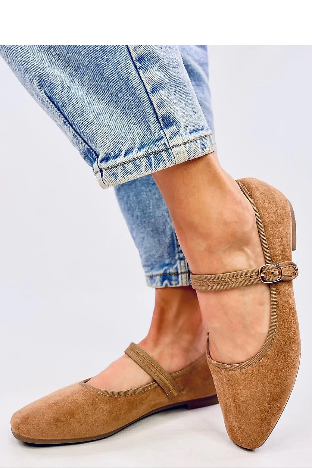 Ballet flats