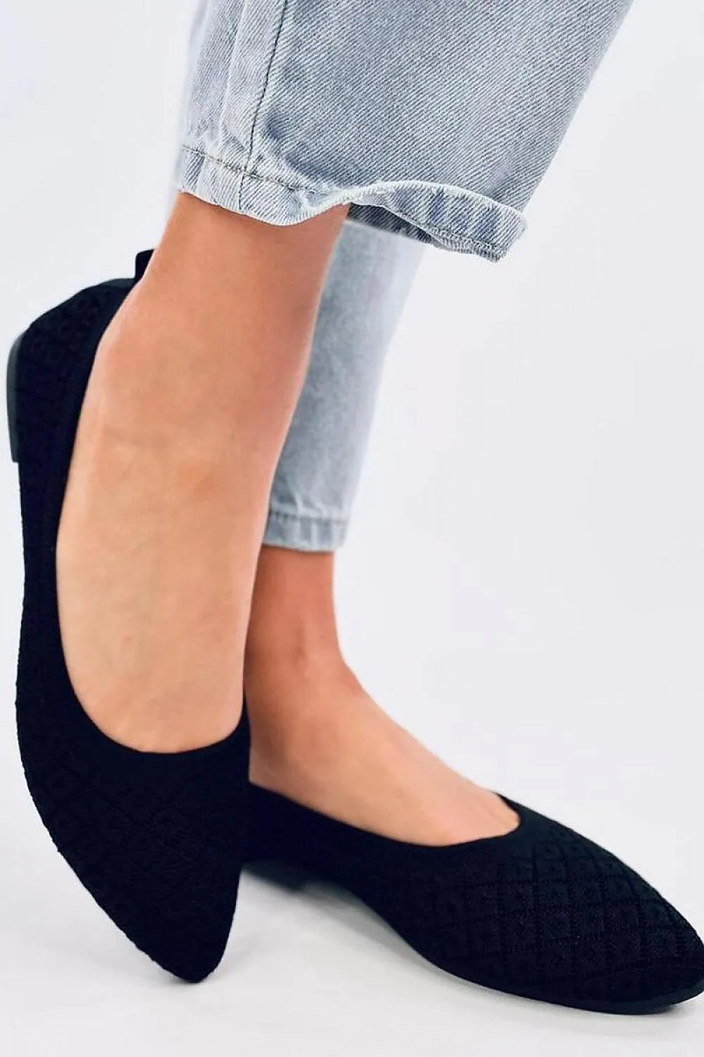 Ballet flats