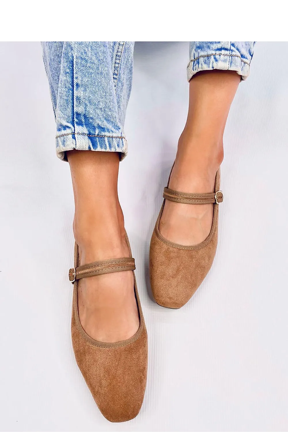 Ballet flats