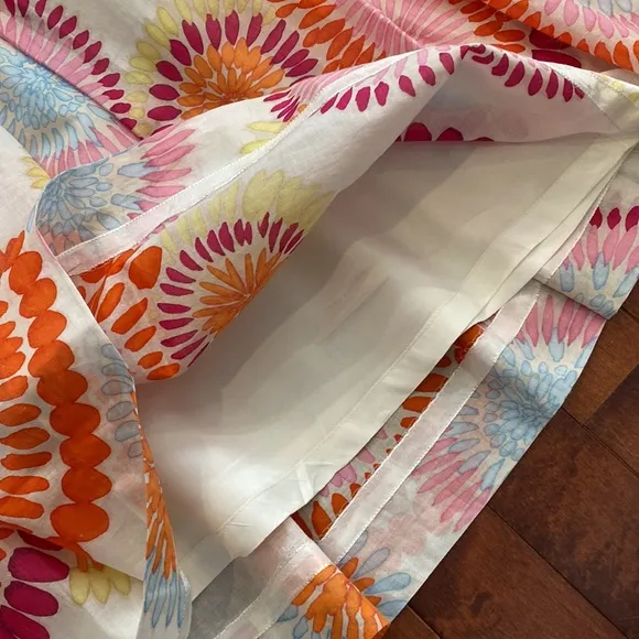 BCBGMAXAZRIA Red White Orange Floral 100% Cotton Chic Pleated Full Skirt Size 4