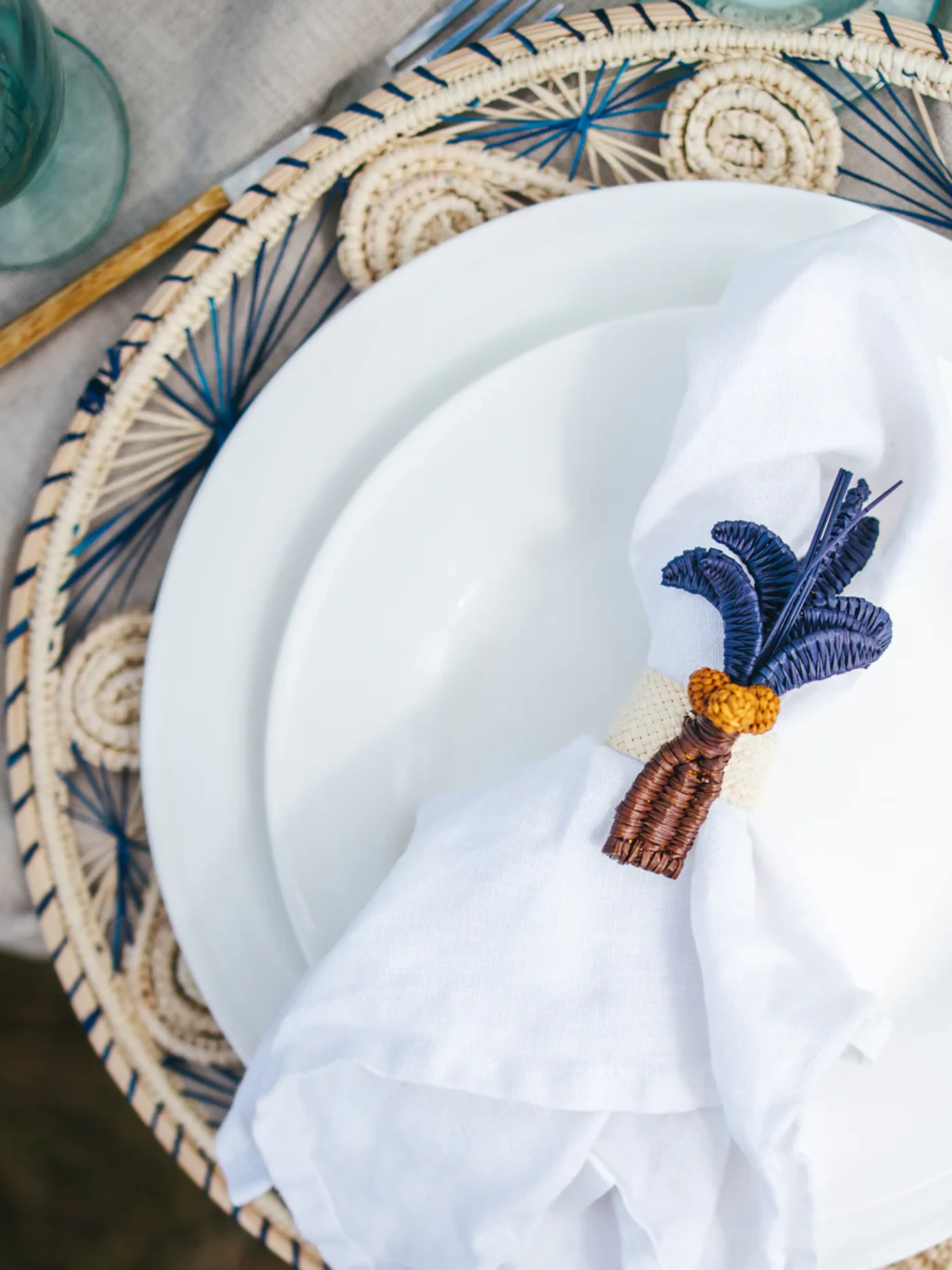 Blue Palm Woven Round 13.7" Placemat