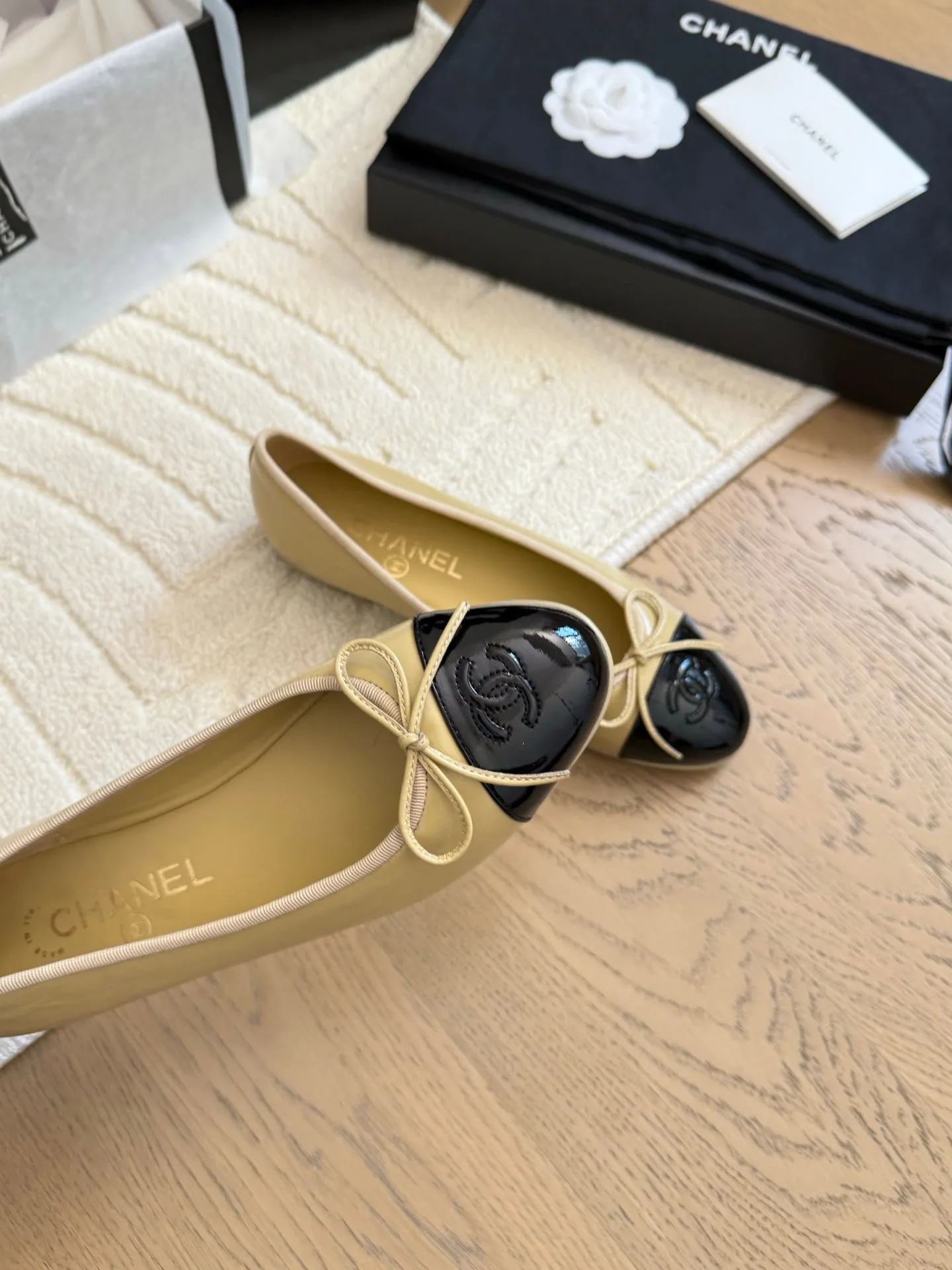 CC 25C Ballet Flat Two-tone Patent Calfskin