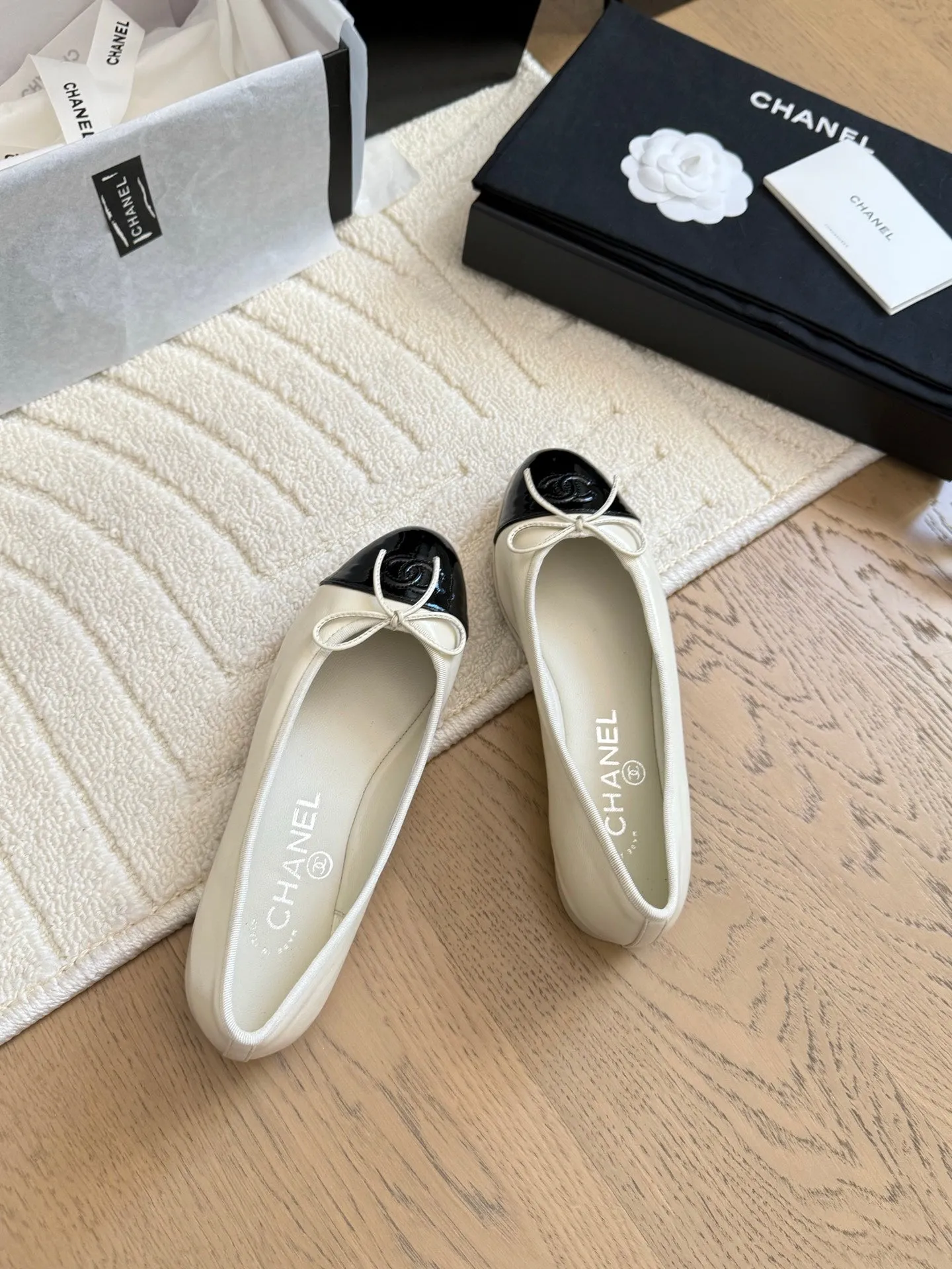 CC 25C Ballet Flat Two-tone Patent Calfskin
