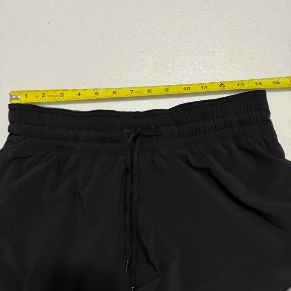 Lululemon Choose A Side Reversible Short Heather Lux Multi Black Size 6