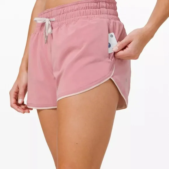 Lululemon Choose A Side Short 3&quot; Sz 6 Like New