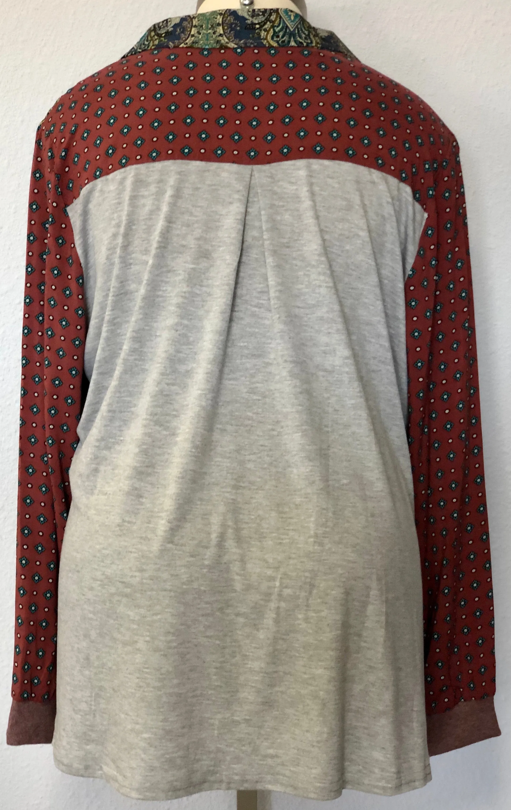 MIX PRINT LS BUTTON DOWN TOP