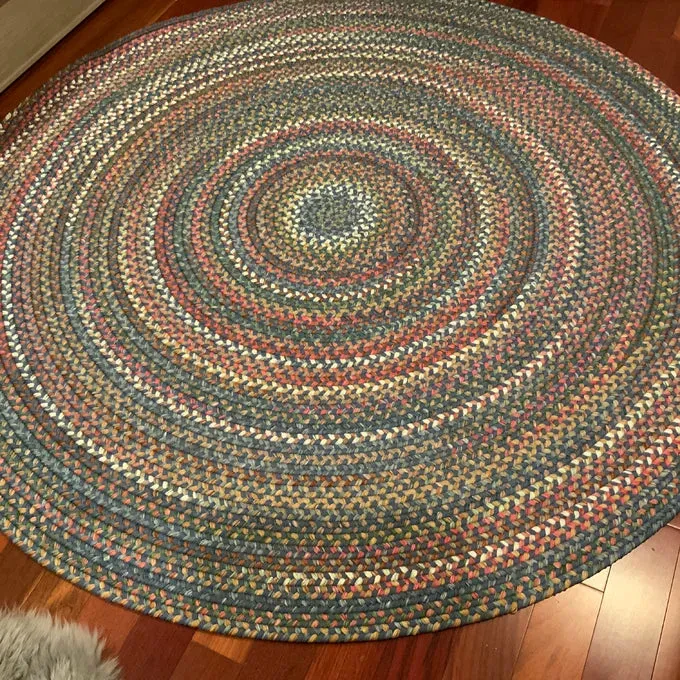 New Wayfair Orval Handmade Green Indoor/Outdoor Rug, Braided! 4 Ft Round! Retails $429 