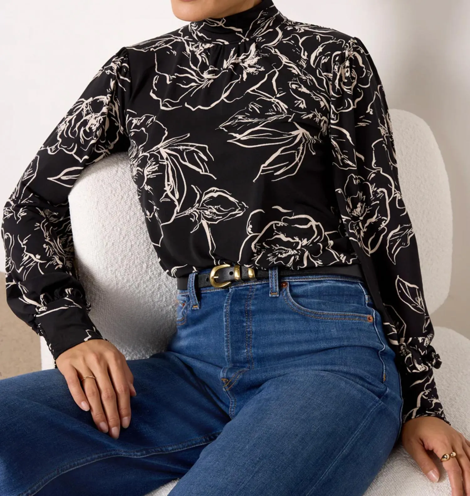 On The Spot Floral Blouse In Rose Black