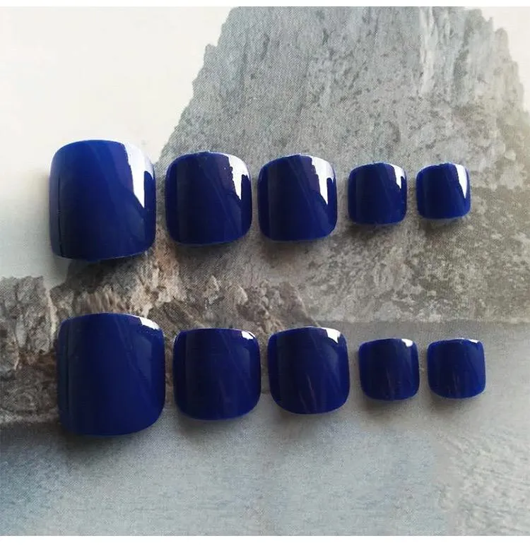 Toe Nails Royal Blue
