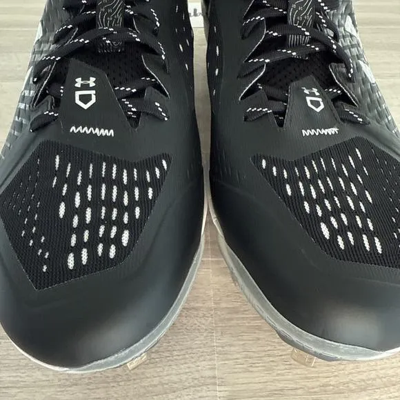 Under Armour Men's Yard Low MT Size 16 Black Baseball Metal Cleats 3025592-001